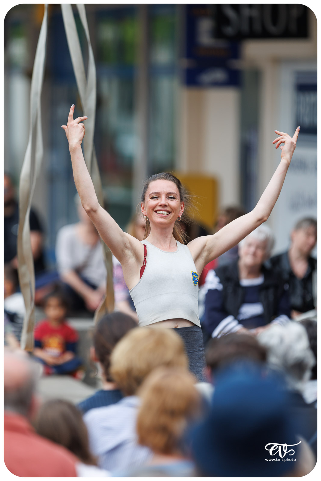 SUR MESURE (CIE BARRIÈRE)